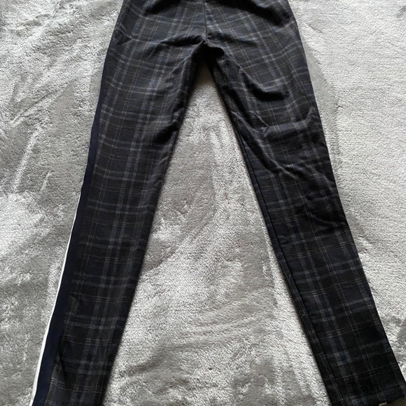 PLAID LEGGINGS - Picture 4 of 5